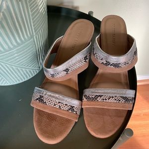 Poppy Barley size 9 mule * new never worn**